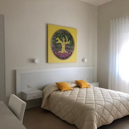 Paleat-Manduria Bed & Breakfast Exterior foto